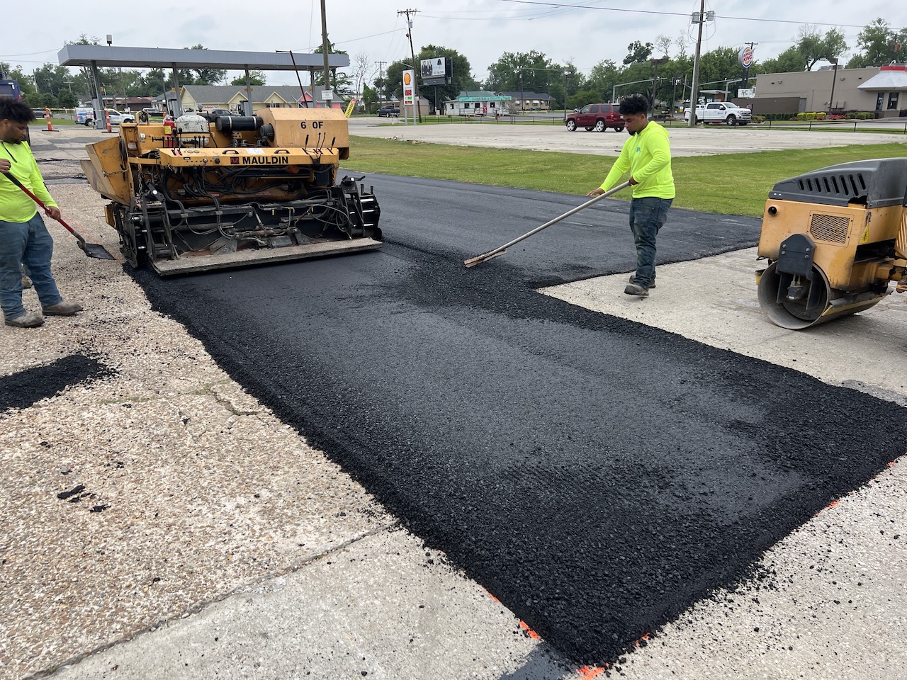 Can A Houston Asphalt Paving Company Improve My Property's Curb Appeal?