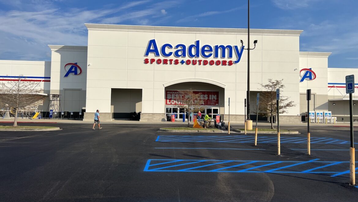 How Do I Find the Best Houston Sealcoating Contractors For My Pavement?